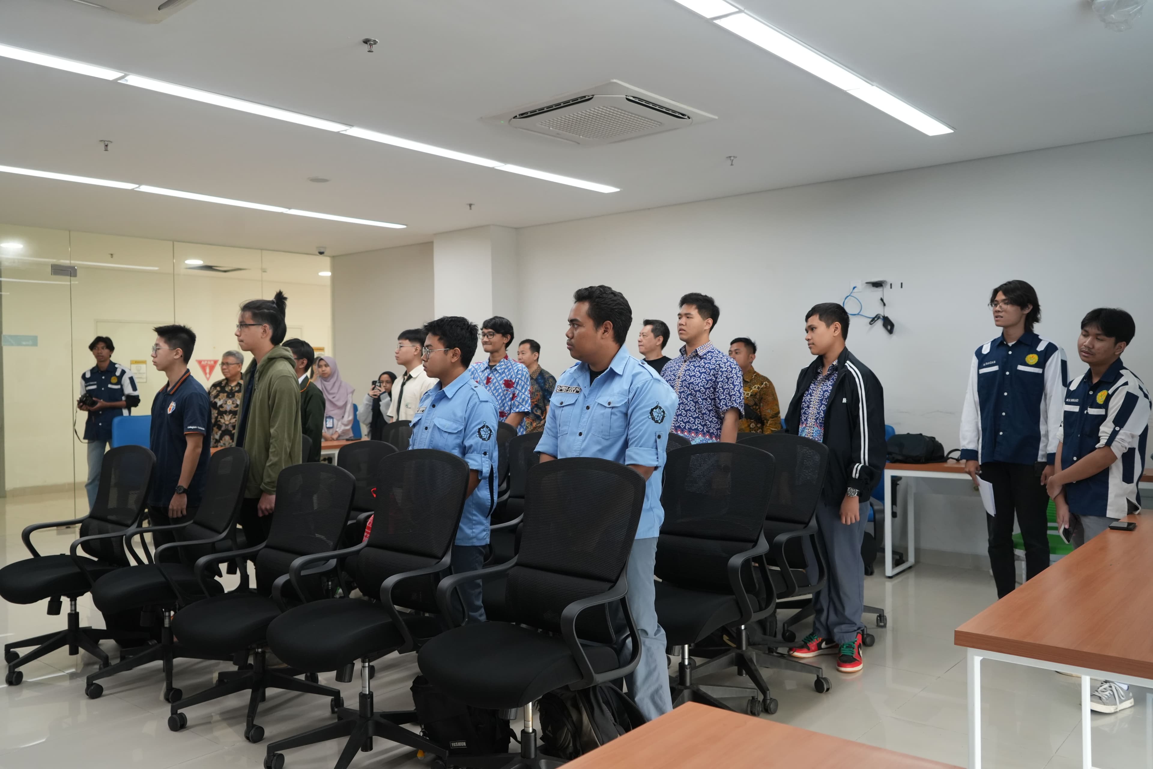 Suasana peserta INACOMP saat mengikuti rangkaian kompetisi nasional.